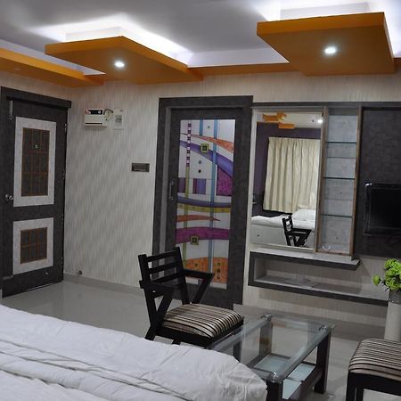 Hotel Av Comforts Бангалор Экстерьер фото